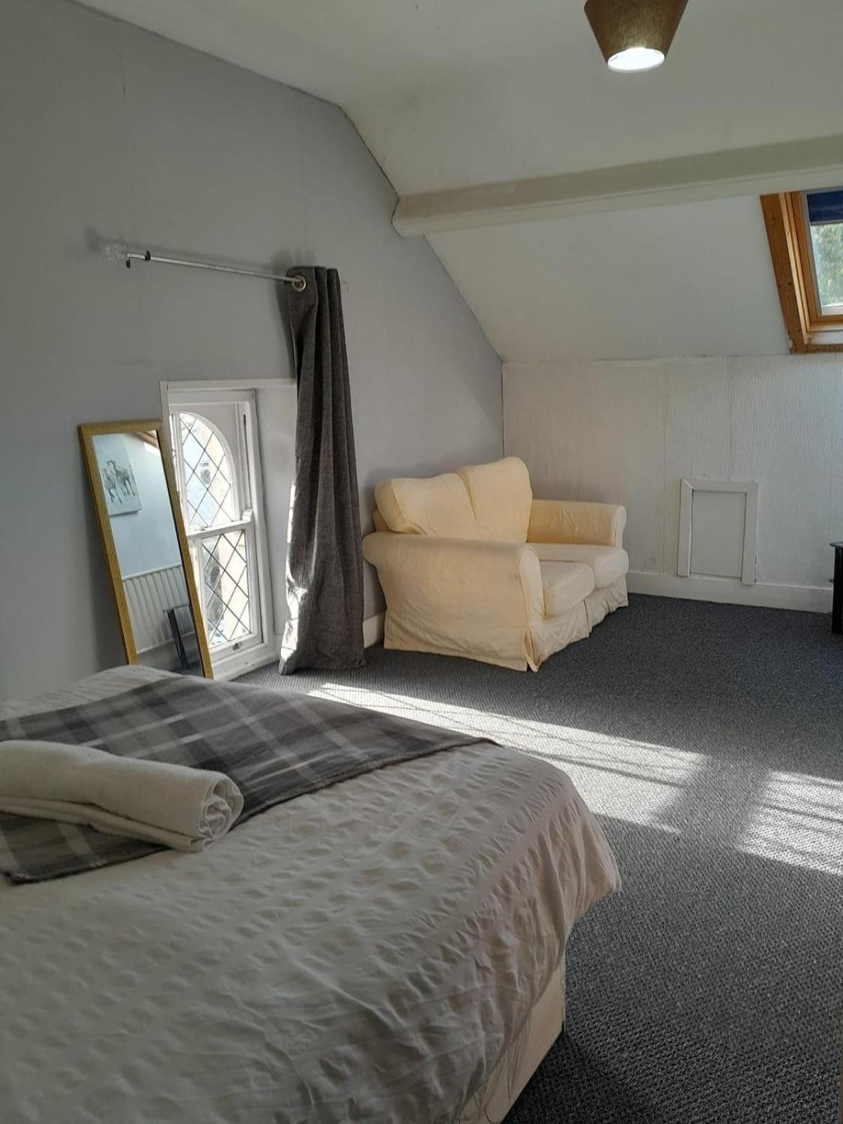 Homestay Loft Singleton